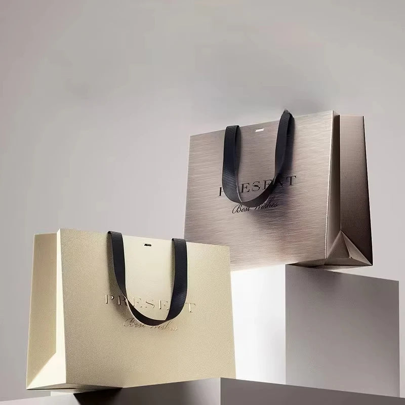 Sacos/Caixas de Papel Personalizados – Luxo e Alta Qualidade