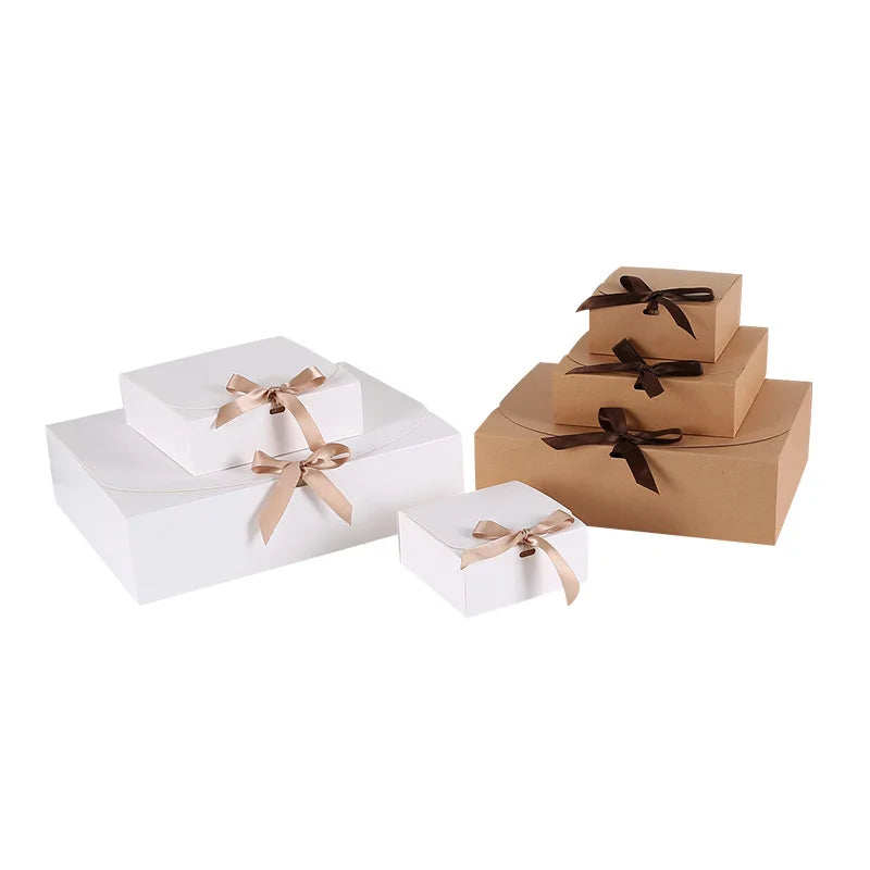 Caixa de Presente Simples em Papel Kraft com Fita